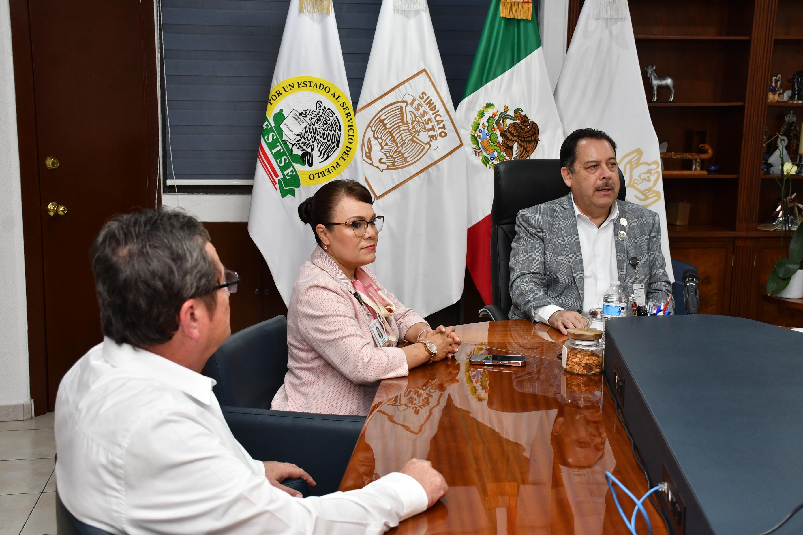 Reunión con compañeras y compañeros de Veracruz, Sección XXXV